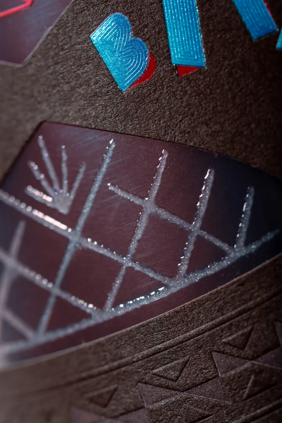 Amario Bitter detail