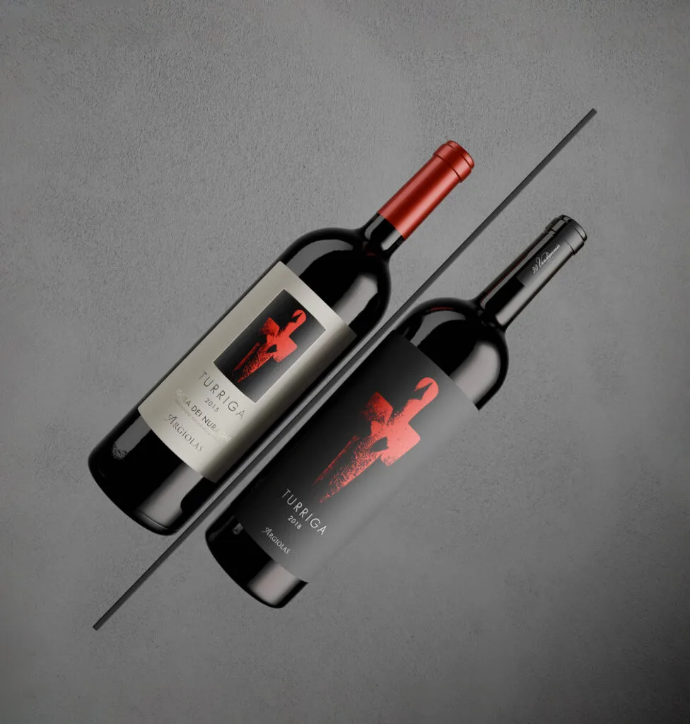 Wine label restyling for Argiolas Turriga: before and after detail